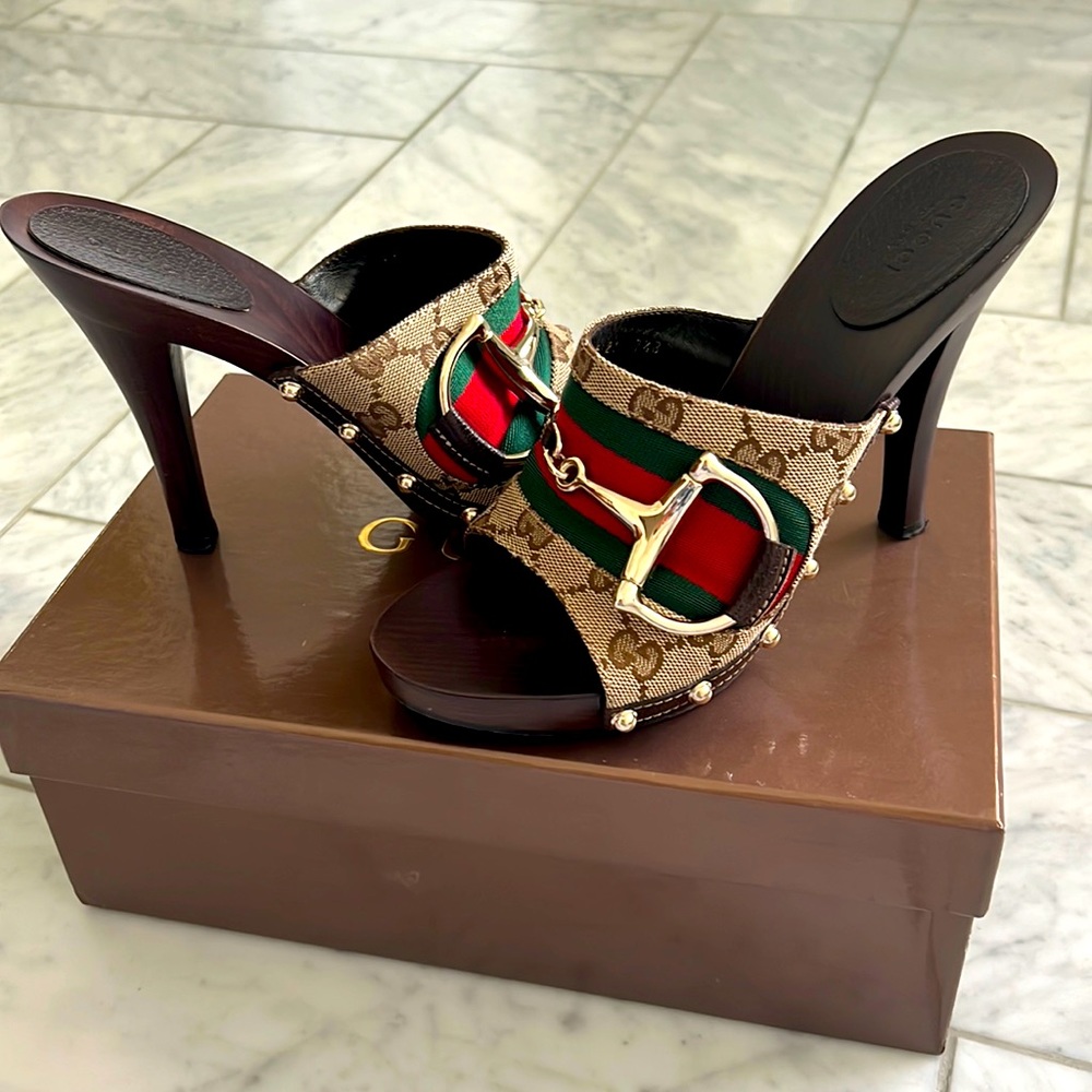 Authentic Gucci horse bit heel clogs. Like new!